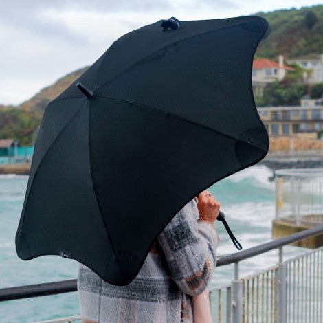 BLUNT Coupe Umbrella - Branding Evolution