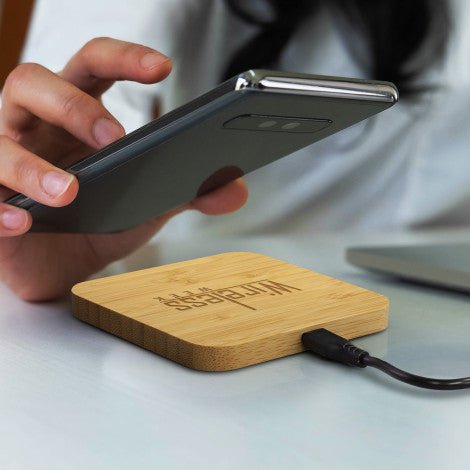 NATURA Bamboo Wireless Fast Charging Hub - Branding Evolution