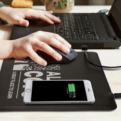 Davros Wireless Charging Mouse Mat - Branding Evolution